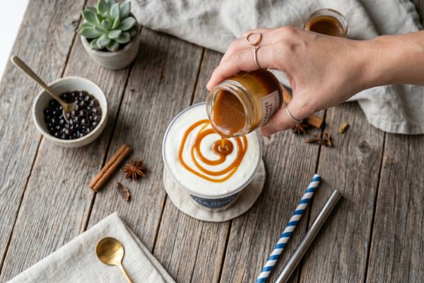 Cấu trúc trình tự tương tác xúc giác giúp thực khách đóng góp vào việc hoàn thiện sản phẩm theo cách uống riêng biệt.