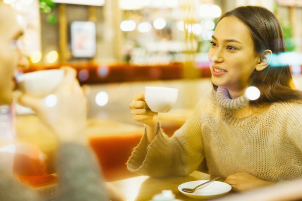 Ảnh minh họa: Món trà giúp khách hàng của quán cà phê thư giãn và trò chuyện