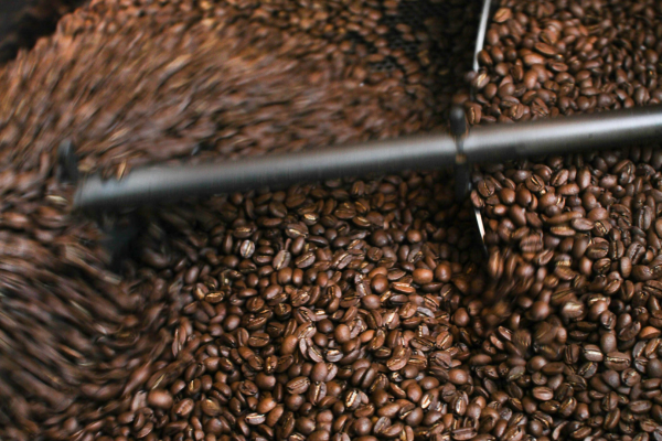 Xây dựng hồ sơ rang cà phê đặc sản, giúp chủ quán cà phê đồng bộ hương cho các món cà phê và thể hiện sự chuyên nghiệp với thực khách.