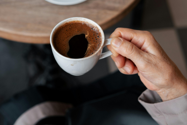 Cách phân biệt cà phê đặc sản so với cà phê thông thường thông qua uống trực tiếp và cảm nhận