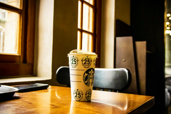 Áp dụng chuyển đổi số kịp thời sẽ giúp quán cafe của bạn có thể tồn tại, phát triển và tăng khả năng cạnh tranh trên thị trường ăn uống hiện nay.