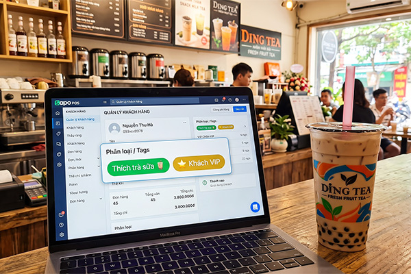 Tính năng gắn thẻ (Tagging) của chatbot tư vấn tự động kết hợp cùng dịch vụ in logo ly nhựa giúp chăm sóc khách hàng mục tiêu hiệu quả.