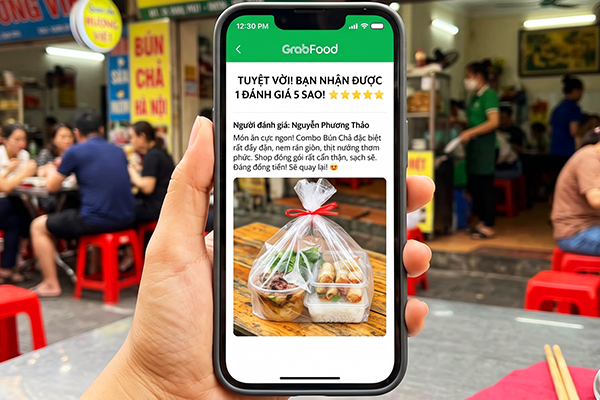 Theo dõi đánh giá trực tuyến của thực khách để liên tục cải thiện trải nghiệm khách hàng khi quản lý quán từ xa.