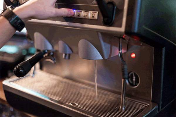 Điểu chỉnh nhiệt độ và áp suất máy pha cà phê
