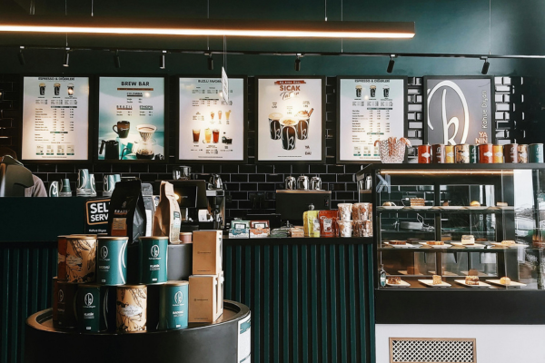 Ảnh minh họa: Bên cạnh các quy trình cốt lõi, các quy trình hỗ trợ cũng đóng vai trò quan trọng trong việc đảm bảo quán hoạt động trơn tru.